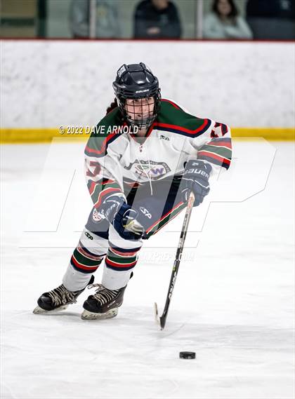 Thumbnail 3 in Concord vs St. Thomas Aquinas/Winnacunnet/Dover photogallery.