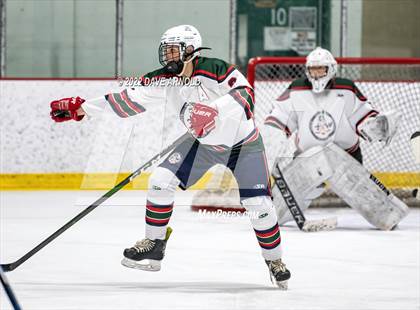 Thumbnail 3 in Concord vs St. Thomas Aquinas/Winnacunnet/Dover photogallery.