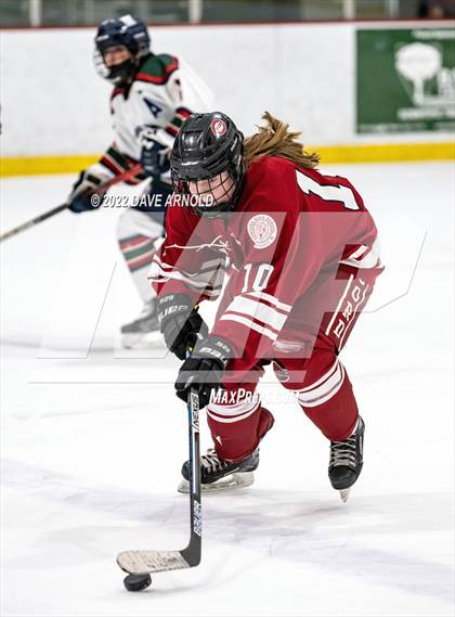Thumbnail 3 in Concord vs St. Thomas Aquinas/Winnacunnet/Dover photogallery.