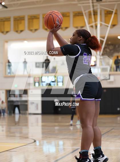 Thumbnail 2 in Salesian College Preparatory vs. Piedmont (MLK Showcase @ Bishop O'Dowd) photogallery.