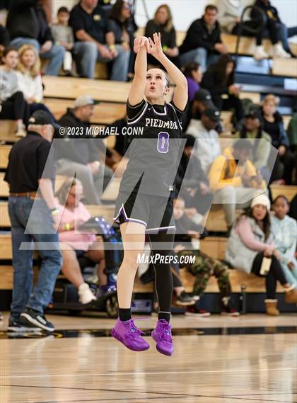 Thumbnail 2 in Salesian College Preparatory vs. Piedmont (MLK Showcase @ Bishop O'Dowd) photogallery.