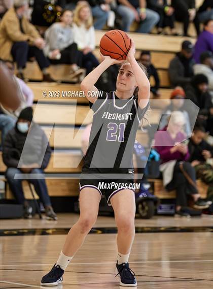 Thumbnail 3 in Salesian College Preparatory vs. Piedmont (MLK Showcase @ Bishop O'Dowd) photogallery.