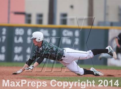Thumbnail 2 in Green Mountain vs. Niwot (CHSAA 4A Final) photogallery.