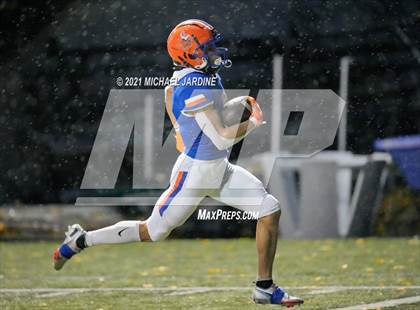 Thumbnail 3 in Snohomish @ Rainier Beach (WIAA 3A Playoff) photogallery.