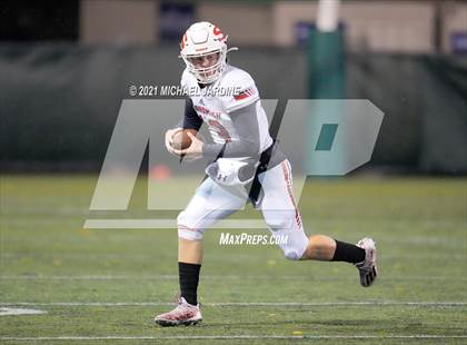 Thumbnail 3 in Snohomish @ Rainier Beach (WIAA 3A Playoff) photogallery.