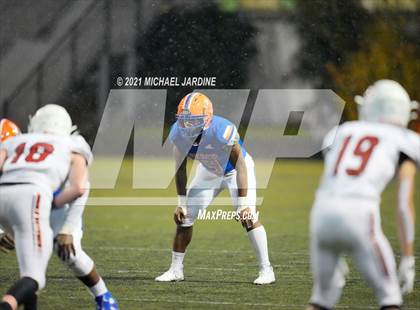 Thumbnail 2 in Snohomish @ Rainier Beach (WIAA 3A Playoff) photogallery.