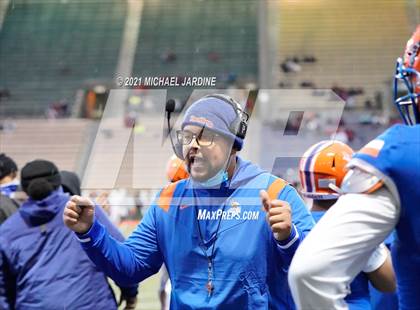 Thumbnail 2 in Snohomish @ Rainier Beach (WIAA 3A Playoff) photogallery.