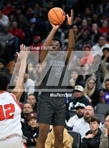 Thumbnail 3 in Sierra Canyon vs. Lincoln (CIF State D1 Final) photogallery.