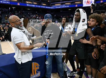 Thumbnail 2 in Sierra Canyon vs. Lincoln (CIF State D1 Final) photogallery.
