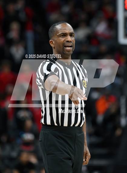Thumbnail 2 in Sierra Canyon vs. Lincoln (CIF State D1 Final) photogallery.