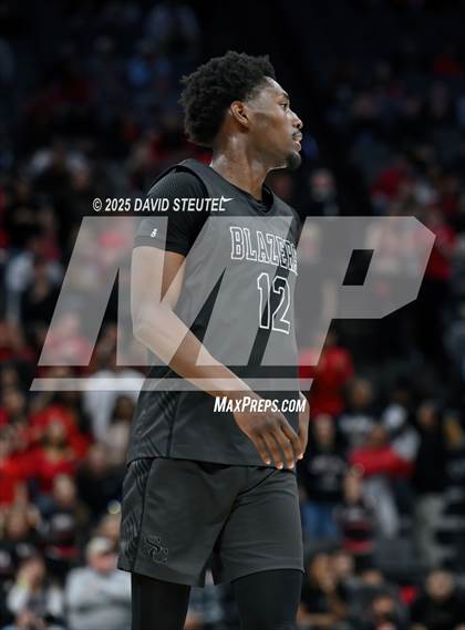 Thumbnail 2 in Sierra Canyon vs. Lincoln (CIF State D1 Final) photogallery.