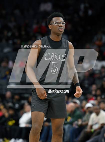 Thumbnail 3 in Sierra Canyon vs. Lincoln (CIF State D1 Final) photogallery.
