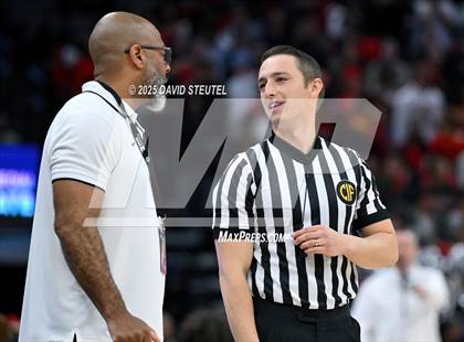 Thumbnail 3 in Sierra Canyon vs. Lincoln (CIF State D1 Final) photogallery.