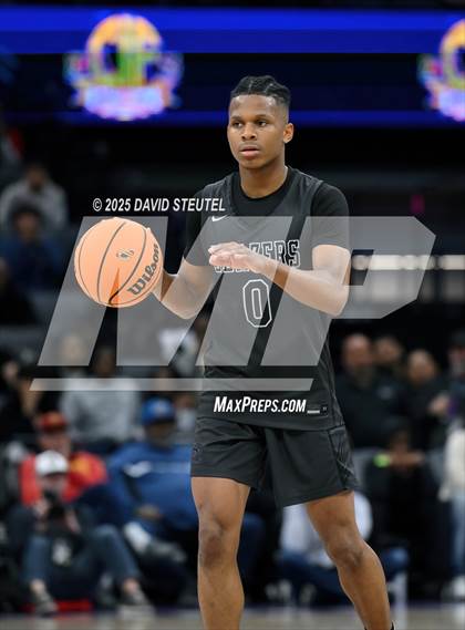 Thumbnail 3 in Sierra Canyon vs. Lincoln (CIF State D1 Final) photogallery.