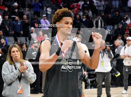 Thumbnail 1 in Sierra Canyon vs. Lincoln (CIF State D1 Final) photogallery.