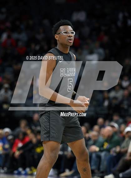 Thumbnail 2 in Sierra Canyon vs. Lincoln (CIF State D1 Final) photogallery.