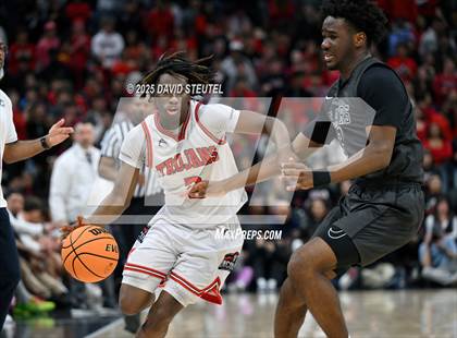 Thumbnail 2 in Sierra Canyon vs. Lincoln (CIF State D1 Final) photogallery.