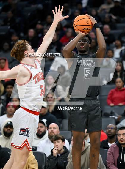 Thumbnail 2 in Sierra Canyon vs. Lincoln (CIF State D1 Final) photogallery.