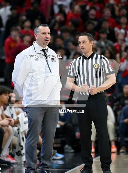 Thumbnail 3 in Sierra Canyon vs. Lincoln (CIF State D1 Final) photogallery.