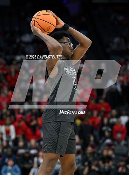 Thumbnail 3 in Sierra Canyon vs. Lincoln (CIF State D1 Final) photogallery.