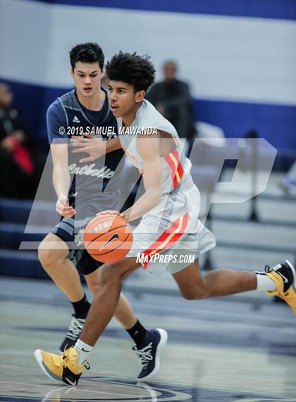 Thumbnail 3 in Taft vs Mater Dei Catholic (Sierra Canyon Super Showcase) photogallery.