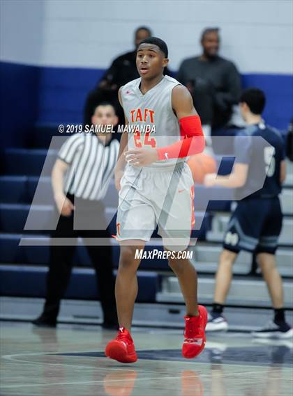 Thumbnail 3 in Taft vs Mater Dei Catholic (Sierra Canyon Super Showcase) photogallery.