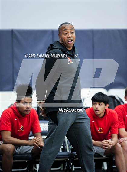 Thumbnail 1 in Taft vs Mater Dei Catholic (Sierra Canyon Super Showcase) photogallery.