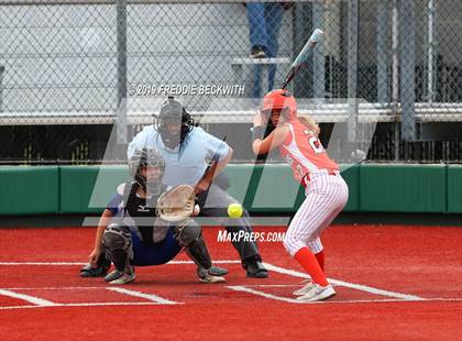 Thumbnail 1 in Bosqueville vs. Honey Grove (UIL 2A Regional Semifinal) photogallery.