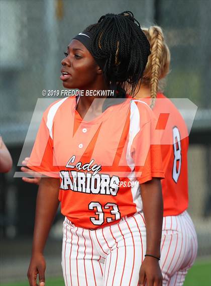 Thumbnail 1 in Bosqueville vs. Honey Grove (UIL 2A Regional Semifinal) photogallery.