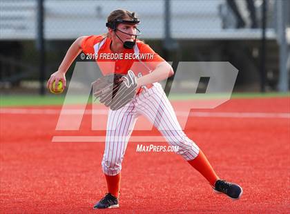 Thumbnail 1 in Bosqueville vs. Honey Grove (UIL 2A Regional Semifinal) photogallery.