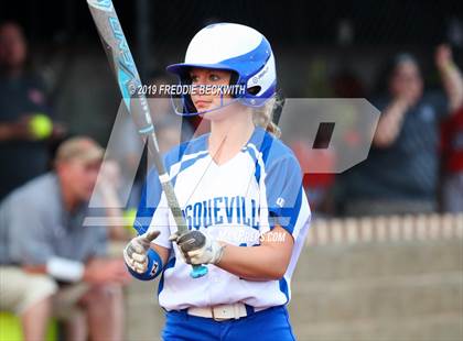 Thumbnail 3 in Bosqueville vs. Honey Grove (UIL 2A Regional Semifinal) photogallery.