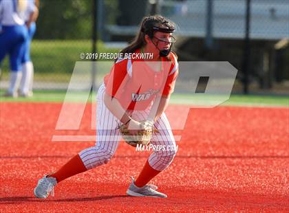 Thumbnail 3 in Bosqueville vs. Honey Grove (UIL 2A Regional Semifinal) photogallery.