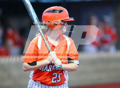 Thumbnail 3 in Bosqueville vs. Honey Grove (UIL 2A Regional Semifinal) photogallery.