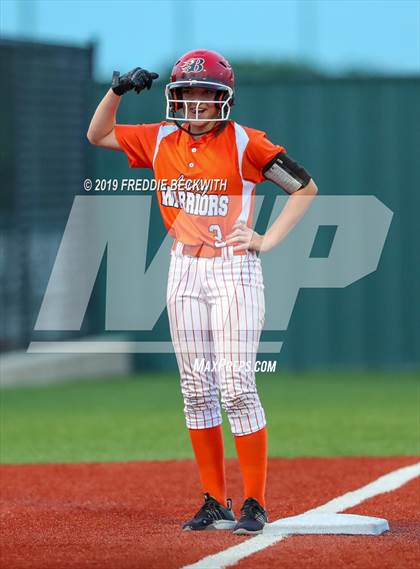 Thumbnail 2 in Bosqueville vs. Honey Grove (UIL 2A Regional Semifinal) photogallery.