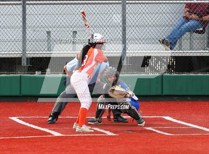 Thumbnail 2 in Bosqueville vs. Honey Grove (UIL 2A Regional Semifinal) photogallery.