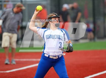 Thumbnail 2 in Bosqueville vs. Honey Grove (UIL 2A Regional Semifinal) photogallery.