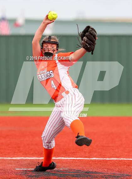 Thumbnail 1 in Bosqueville vs. Honey Grove (UIL 2A Regional Semifinal) photogallery.