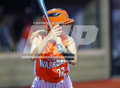 Thumbnail 2 in Bosqueville vs. Honey Grove (UIL 2A Regional Semifinal) photogallery.