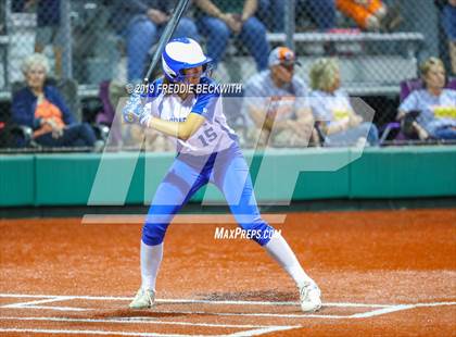 Thumbnail 3 in Bosqueville vs. Honey Grove (UIL 2A Regional Semifinal) photogallery.