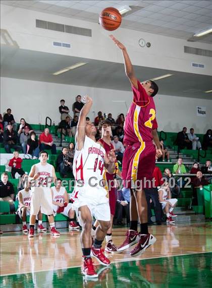 Thumbnail 1 in Cardinal Ritter vs. Scecina Memorial  (IHSAA 2A Sectional Tournament) photogallery.