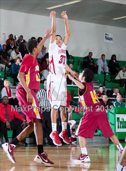 Thumbnail 1 in Cardinal Ritter vs. Scecina Memorial  (IHSAA 2A Sectional Tournament) photogallery.