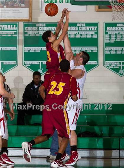 Thumbnail 3 in Cardinal Ritter vs. Scecina Memorial  (IHSAA 2A Sectional Tournament) photogallery.