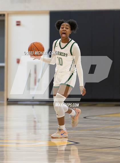 Thumbnail 2 in Salesian College Preparatory vs Moreau Catholic (MLK Showcase) photogallery.