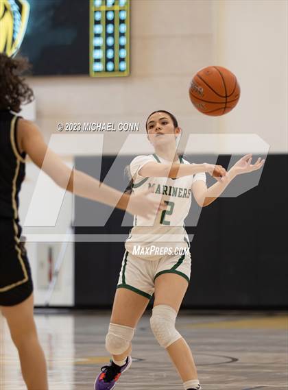 Thumbnail 3 in Salesian College Preparatory vs Moreau Catholic (MLK Showcase) photogallery.