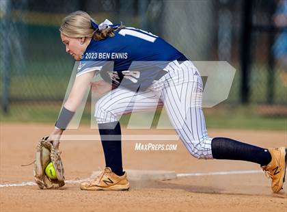 Thumbnail 3 in George Walton Academy vs Stratford Academy (GIAA 3A State Championships) photogallery.