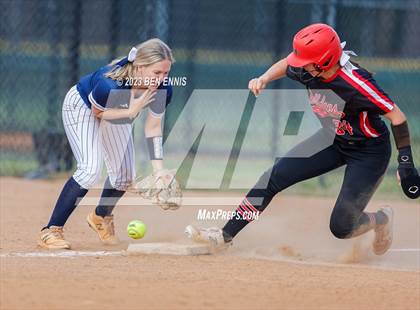 Thumbnail 3 in George Walton Academy vs Stratford Academy (GIAA 3A State Championships) photogallery.