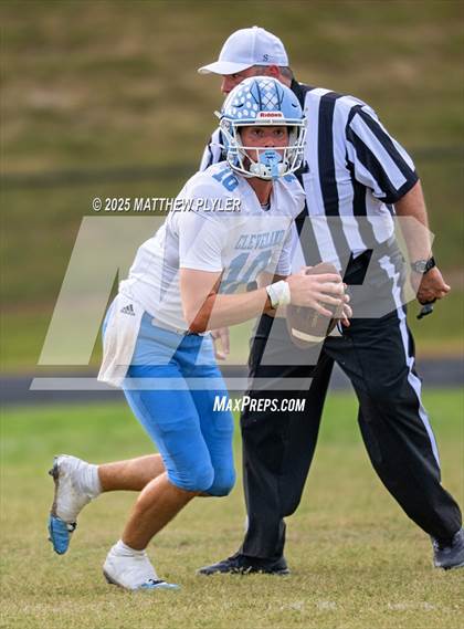 Thumbnail 1 in Cleveland @ South Garner photogallery.