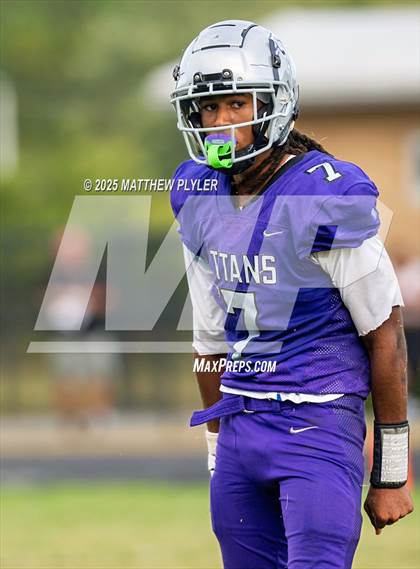 Thumbnail 3 in Cleveland @ South Garner photogallery.