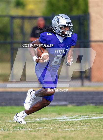 Thumbnail 2 in Cleveland @ South Garner photogallery.