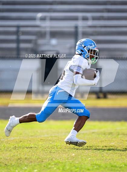 Thumbnail 3 in Cleveland @ South Garner photogallery.